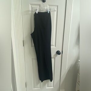 Black women’s trousers. Straight leg.